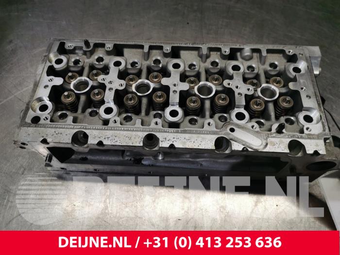 Używane Glowica cylindra Volkswagen Caddy IV 2.0 TDI 75 Cena € 242,00 Z VAT oferowane przez van Deijne Onderdelen Uden B.V.