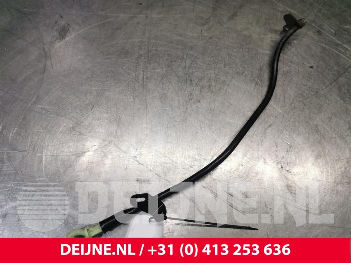 Gebrauchte Ölmessstab Citroen Jumpy 2.0 Blue HDI 120 Preis € 30,25 Mit Mehrwertsteuer angeboten von van Deijne Onderdelen Uden B.V.