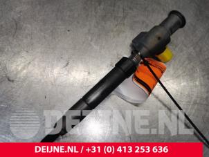Używane Wtryskiwacz (Diesel) Citroen Jumpy 2.0 Blue HDI 120 Cena € 151,25 Z VAT oferowane przez van Deijne Onderdelen Uden B.V.