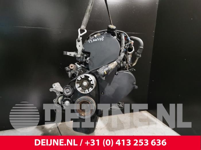 Używane Silnik Iveco New Daily IV 40C12 Cena € 2.601,50 Z VAT oferowane przez van Deijne Onderdelen Uden B.V.