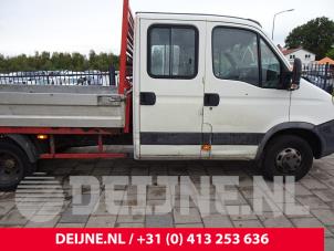 Used Rear door 4-door, right Iveco New Daily IV 40C12 Price on request offered by van Deijne Onderdelen Uden B.V.