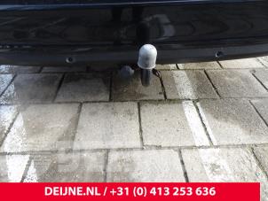 Used Towbar Volvo V70 (BW) 1.6 T4 16V Price € 150,00 Margin scheme offered by van Deijne Onderdelen Uden B.V.