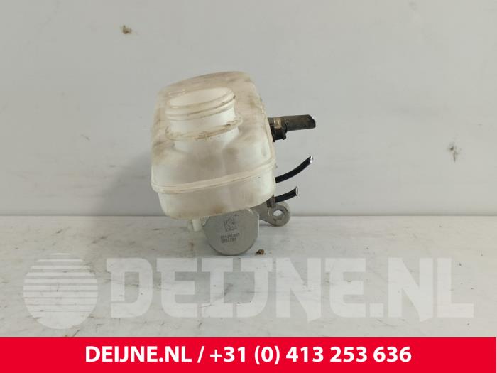 Usagé Cylindre de frein principal Citroen Jumper (U9) 2.2 HDi 110 Prix € 36,30 Prix TTC proposé par van Deijne Onderdelen Uden B.V.
