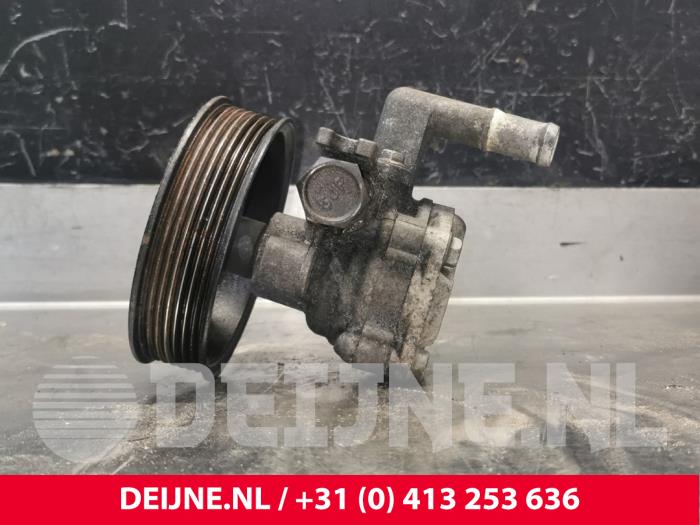 Usagé Pompe de direction Hyundai H-300 2.5 CRDi Prix € 72,60 Prix TTC proposé par van Deijne Onderdelen Uden B.V.