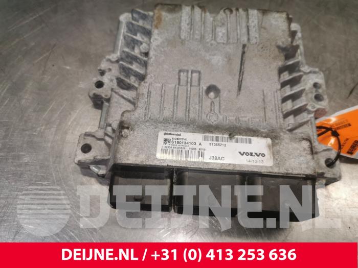 Used Engine management computer Volvo V40 (MV) 1.6 D2 Price € 60,00 Margin scheme offered by van Deijne Onderdelen Uden B.V.