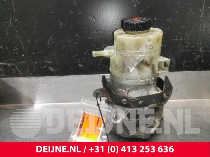 Power steering pump Renault Trafic 1.6 dCi 115 491101208R R9M408 TRW