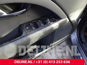 Used Electric window switch Volvo S80 (AR/AS) 2.5 T Turbo 20V Price on request offered by van Deijne Onderdelen Uden B.V.
