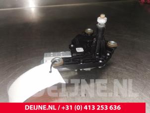 Używane Silnik wycieraczki tylnej Mercedes Vito (447.6) 2.0 114 CDI 16V Cena € 72,60 Z VAT oferowane przez van Deijne Onderdelen Uden B.V.