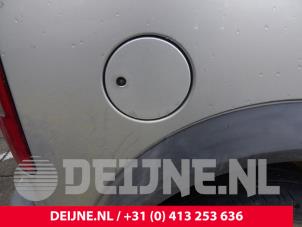 Used Tank cap cover Ford Transit Connect 1.8 TDdi LWB Euro 3 Price on request offered by van Deijne Onderdelen Uden B.V.