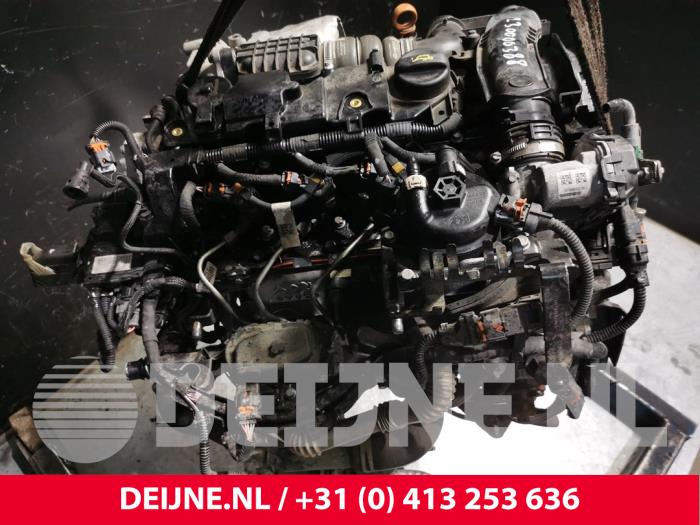 Motor de un Citroën Berlingo 1.6 BlueHDI 100 2019