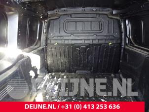 Gebrauchte Zwischenschott Kabine Citroen Berlingo 1.6 BlueHDI 100 Preis auf Anfrage angeboten von van Deijne Onderdelen Uden B.V.