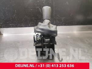 Used Gear stick Mercedes Citan (415.6) 1.5 109 CDI Price on request offered by van Deijne Onderdelen Uden B.V.
