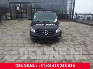 Used Frontscreen Mercedes Citan (415.6) 1.5 109 CDI Price € 151,25 Inclusive VAT offered by van Deijne Onderdelen Uden B.V.