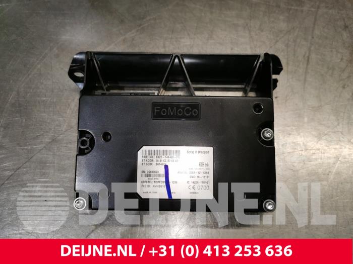 Usagé Ordinateur divers Ford Transit Custom 2.2 TDCi 16V Prix € 96,80 Prix TTC proposé par van Deijne Onderdelen Uden B.V.