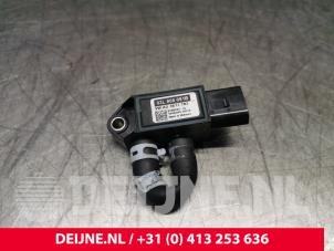 Gebrauchte Rußfilter Sensor Volkswagen Caddy IV 2.0 TDI 75 Preis € 24,20 Mit Mehrwertsteuer angeboten von van Deijne Onderdelen Uden B.V.