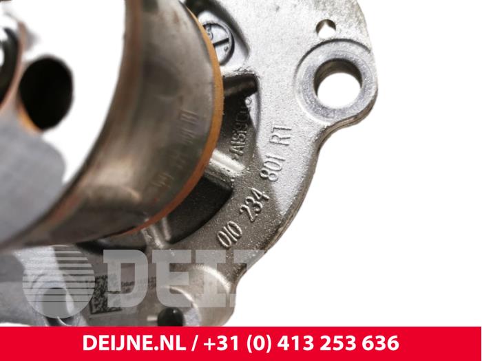 Vattenpump från en Volkswagen Caddy IV 2.0 TDI 75 2017