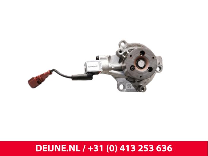 Begagnade Vattenpump Volkswagen Caddy IV 2.0 TDI 75 Pris € 42,35 Inklusive moms erbjuds av van Deijne Onderdelen Uden B.V.