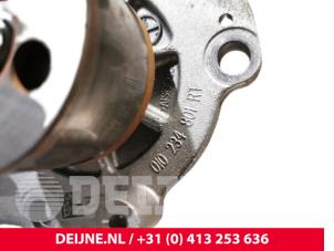 Vattenpump från en Volkswagen Caddy IV 2.0 TDI 75 2017