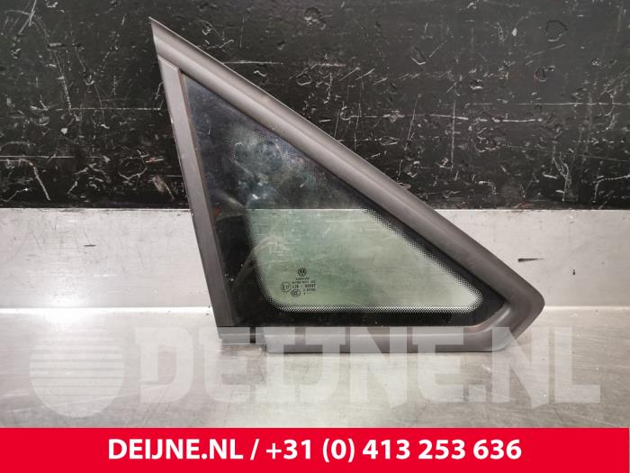 Usados Ventanilla triangular derecha delante Volkswagen Caddy IV 2.0 TDI 102 Precio € 48,40 IVA incluido ofrecido por van Deijne Onderdelen Uden B.V.