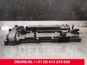 Usagé Couvercle soupapes Volvo XC60 Prix € 125,00 Règlement à la marge proposé par van Deijne Onderdelen Uden B.V.