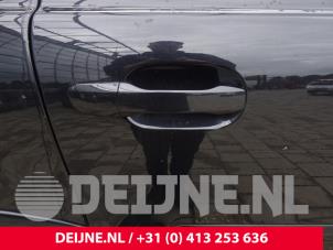 Used Rear door handle 4-door, right Volvo XC90 I 3.2 24V Price € 25,00 Margin scheme offered by van Deijne Onderdelen Uden B.V.