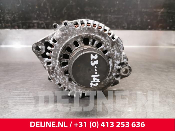 Begagnade Dynamo Renault Maxity 3.0 DCI 150.35 Pris € 151,25 Inklusive moms erbjuds av van Deijne Onderdelen Uden B.V.