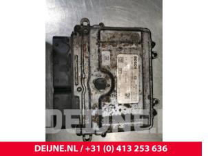 Używane Sterownik skrzyni automatycznej Renault Maxity 3.0 DCI 150.35 Cena € 484,00 Z VAT oferowane przez van Deijne Onderdelen Uden B.V.
