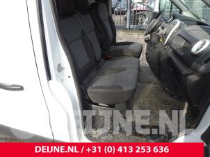 Usados Cinturón de seguridad centro delante Fiat Talento 1.6 MultiJet Biturbo 115 Precio de solicitud ofrecido por van Deijne Onderdelen Uden B.V.