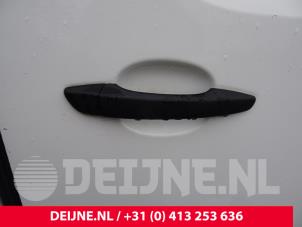 Used Sliding door handle, right Citroen Jumpy 1.6 Blue HDi 115 Price on request offered by van Deijne Onderdelen Uden B.V.