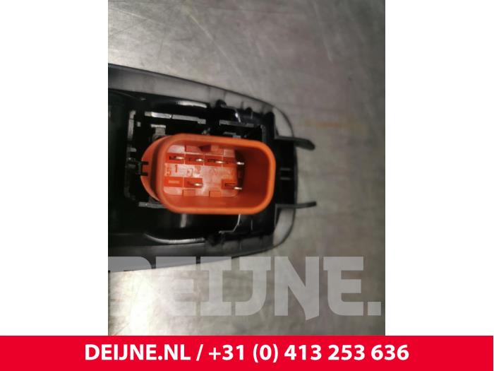 Electric window switch from a Ford Transit 2.2 TDCi 16V 2016