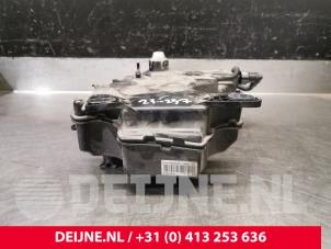 Used Additive tank Citroen Jumpy 1.6 Blue HDi 95 Price € 211,75 Inclusive VAT offered by van Deijne Onderdelen Uden B.V.