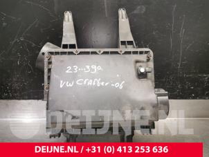 Gebrauchte Luftfiltergehäuse Volkswagen Crafter 2.5 TDI 30/32/35 Preis € 36,30 Mit Mehrwertsteuer angeboten von van Deijne Onderdelen Uden B.V.
