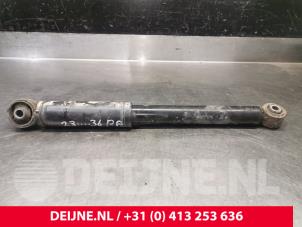 Used Rear shock absorber, right Mercedes Vito (447.6) 2.2 114 CDI 16V Price € 48,40 Inclusive VAT offered by van Deijne Onderdelen Uden B.V.