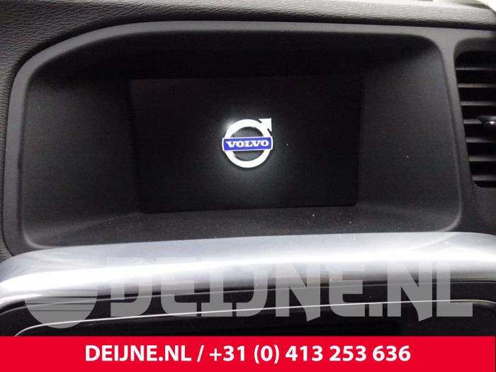 Affichage intérieur d'un Volvo V60 I (FW/GW) 2.0 D2 16V 2015