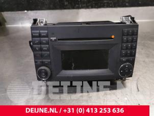 Used Radio Mercedes Vito (639.6) 2.2 116 CDI 16V Euro 5 Price € 90,75 Inclusive VAT offered by van Deijne Onderdelen Uden B.V.