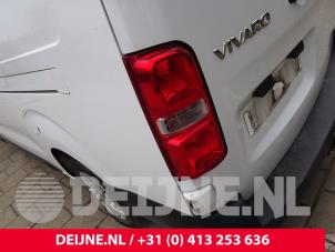 Gebrauchte Rücklicht links Opel Vivaro 1.5 CDTI 102 Preis auf Anfrage angeboten von van Deijne Onderdelen Uden B.V.