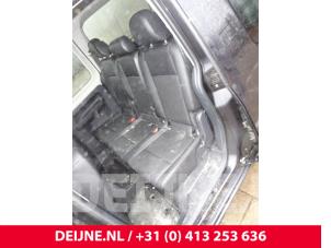 Used Rear seatbelt, centre Volkswagen Caddy Combi IV 1.4 TGI EcoFuel Price on request offered by van Deijne Onderdelen Uden B.V.
