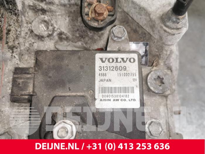 Getriebe van een Volvo V60 I (FW/GW) 2.4 D6 20V AWD Twin Engine Plug-in Hybrid 2015