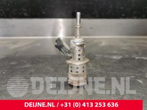 Usagé Injecteur Adblue Peugeot Expert (VA/VB/VE/VF/VY) 2.0 Blue HDi 120 16V Prix € 90,75 Prix TTC proposé par van Deijne Onderdelen Uden B.V.