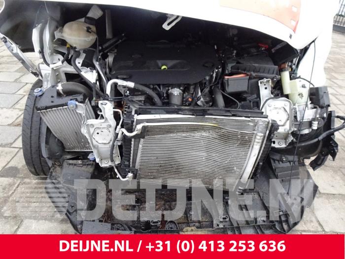 Engine from a Toyota ProAce 2.0 D-4D 122 16V Worker 2021