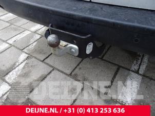 Gebrauchte Anhängerkupplung Toyota ProAce 2.0 D-4D 122 16V Worker Preis auf Anfrage angeboten von van Deijne Onderdelen Uden B.V.