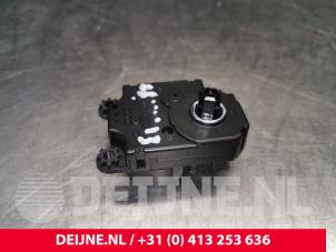 Used Heater valve motor Citroen Jumpy 2.0 Blue HDI 120 Price € 30,25 Inclusive VAT offered by van Deijne Onderdelen Uden B.V.