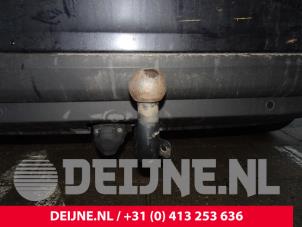 Used Towbar Volvo V60 I (FW/GW) 1.6 DRIVe Price on request offered by van Deijne Onderdelen Uden B.V.