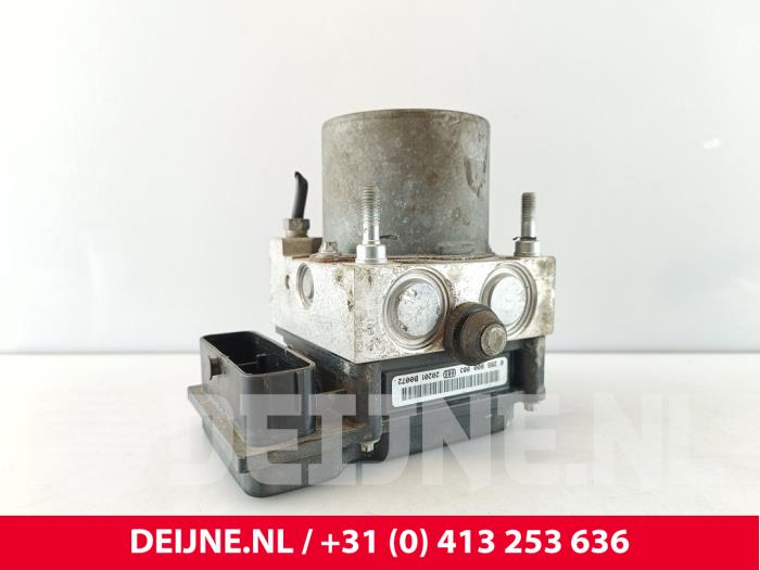Usagé Bloc ABS Nissan NV 200 (M20M) 1.5 dCi 90 Prix € 48,40 Prix TTC proposé par van Deijne Onderdelen Uden B.V.