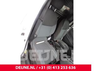 Used Seat, right Nissan NV 200 (M20M) 1.5 dCi 90 Price on request offered by van Deijne Onderdelen Uden B.V.