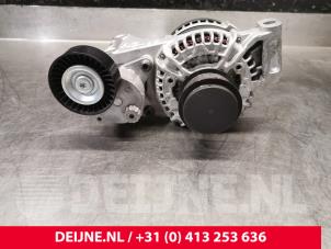 Dynamo van een Volvo XC40 (XZ) 1.5 T2 12V 2021