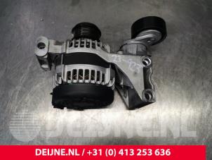 Dynamo van een Volvo XC40 (XZ) 1.5 T2 12V 2021