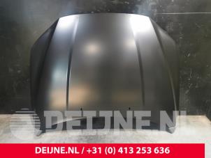 New Bonnet Volvo V70 Price € 423,50 Inclusive VAT offered by van Deijne Onderdelen Uden B.V.