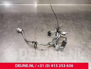 Used Fuel line Volvo S60 II (FS) 2.0 D3 16V Price € 50,00 Margin scheme offered by van Deijne Onderdelen Uden B.V.