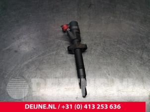 Używane Wtryskiwacz (Diesel) Renault Master III (FD/HD) 2.5 dCi 120 FAP Cena € 121,00 Z VAT oferowane przez van Deijne Onderdelen Uden B.V.